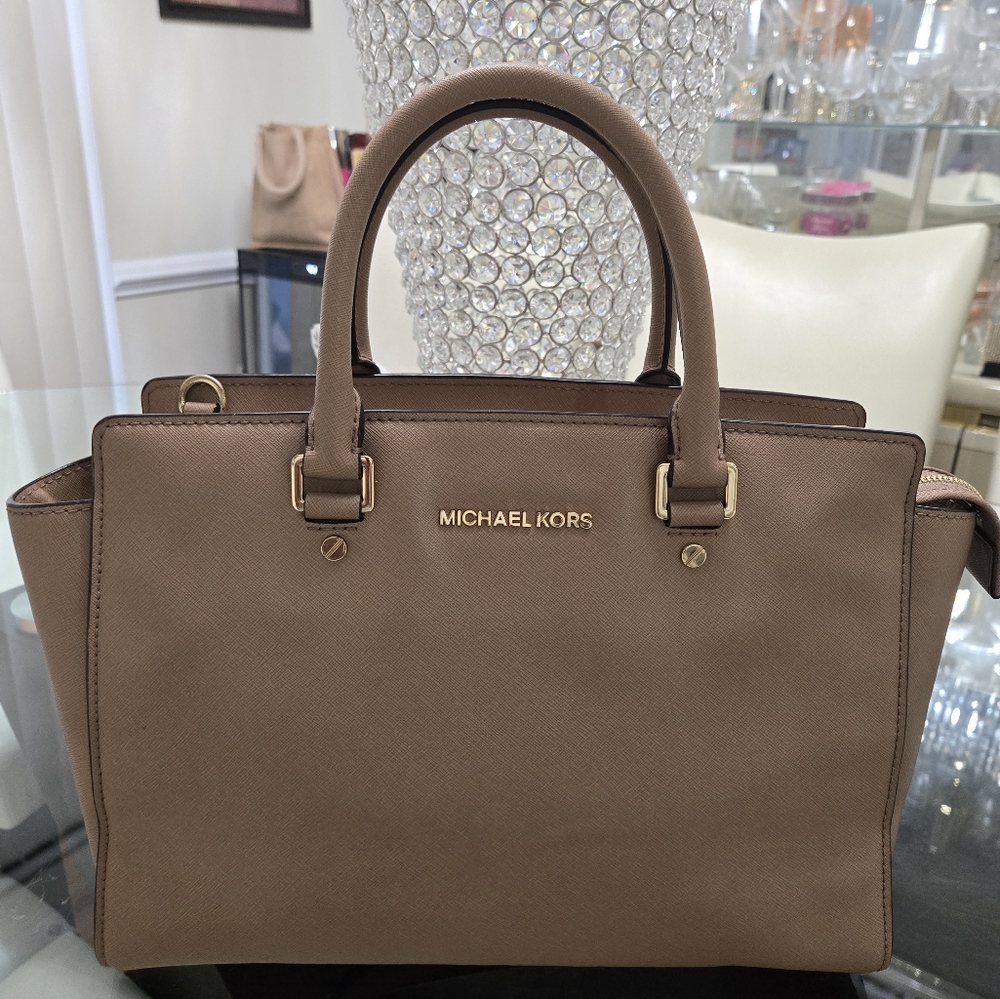 Michael Kors Selma Tan Leather Tote Bag